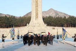 첨부 이미지: 20190102 신년 현충원 참배3