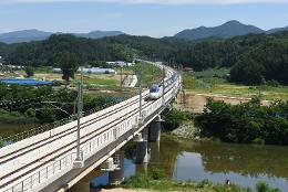 첨부 이미지: 20170803 오대천교 시운전(원주-강릉)(KTX산천)3