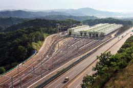 첨부 이미지: 20100607 평내차량기지(경춘선)1