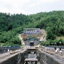 첨부 이미지: 20050602 계상터널(경부고속)